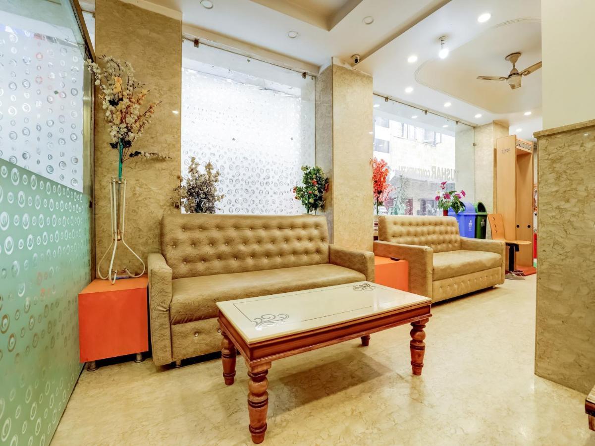 Oyo 75948 Hotel Tushar Continental Yeni Delhi Dış mekan fotoğraf
