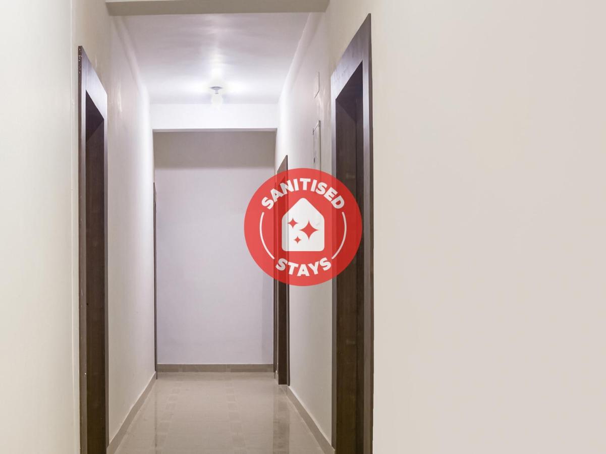 Oyo 75948 Hotel Tushar Continental Yeni Delhi Dış mekan fotoğraf