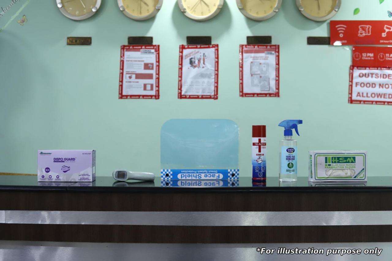Oyo 75948 Hotel Tushar Continental Yeni Delhi Dış mekan fotoğraf