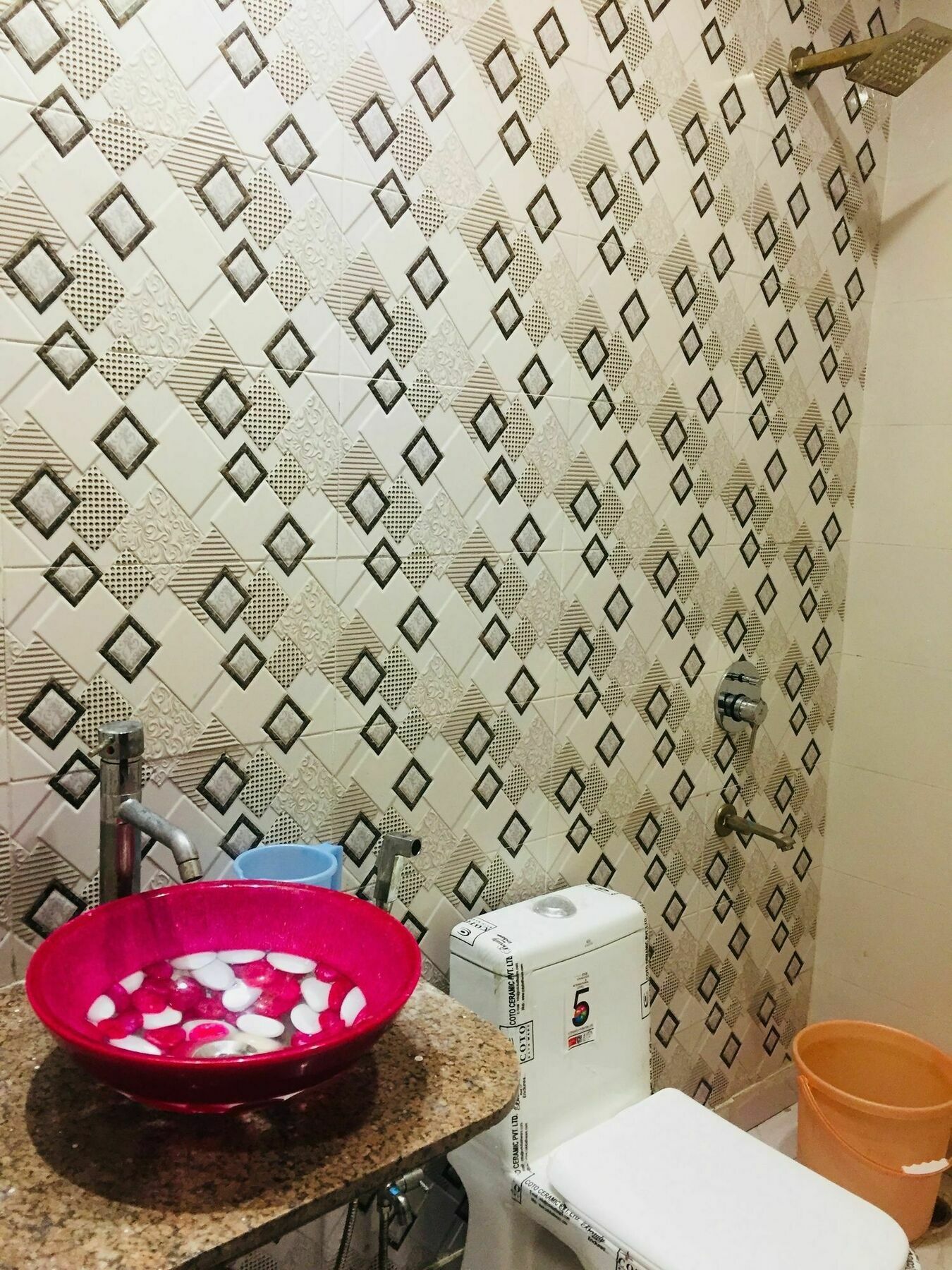 Oyo 75948 Hotel Tushar Continental Yeni Delhi Dış mekan fotoğraf